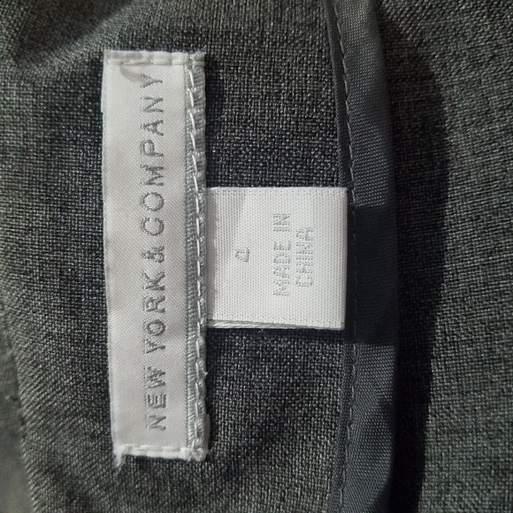 Grey Skirt - Picture 3 of 3